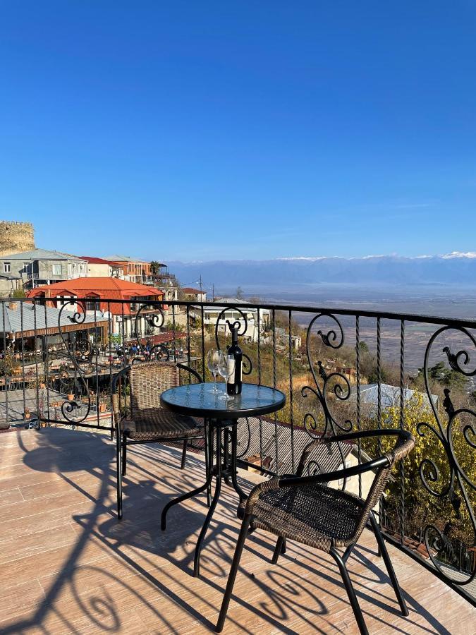 Guest House Kusika Sighnaghi Bagian luar foto