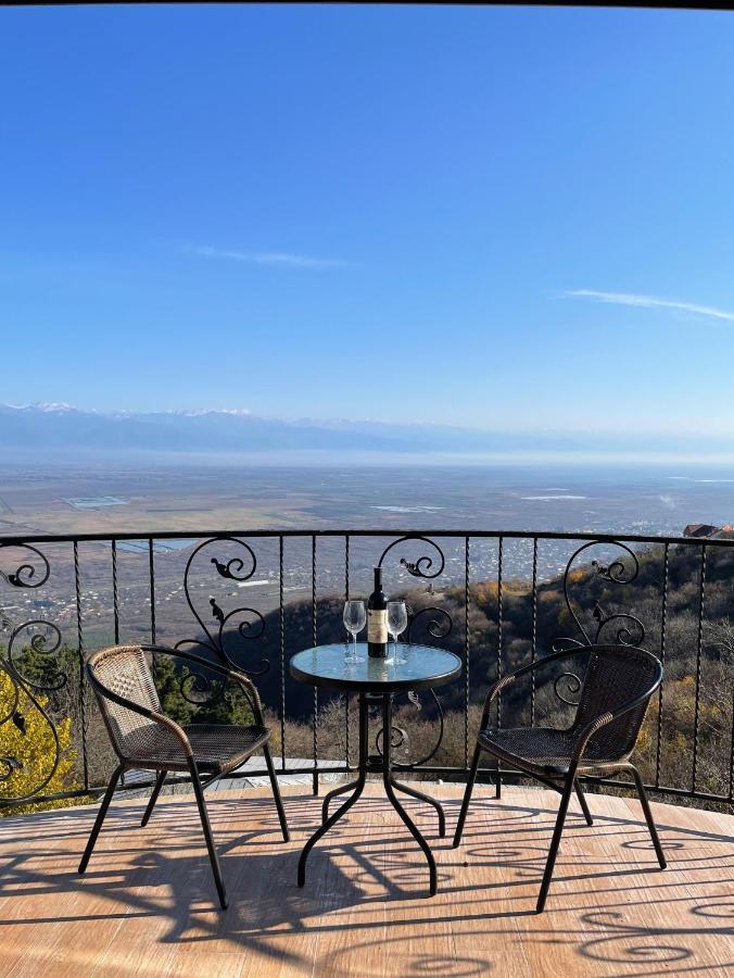 Guest House Kusika Sighnaghi Bagian luar foto