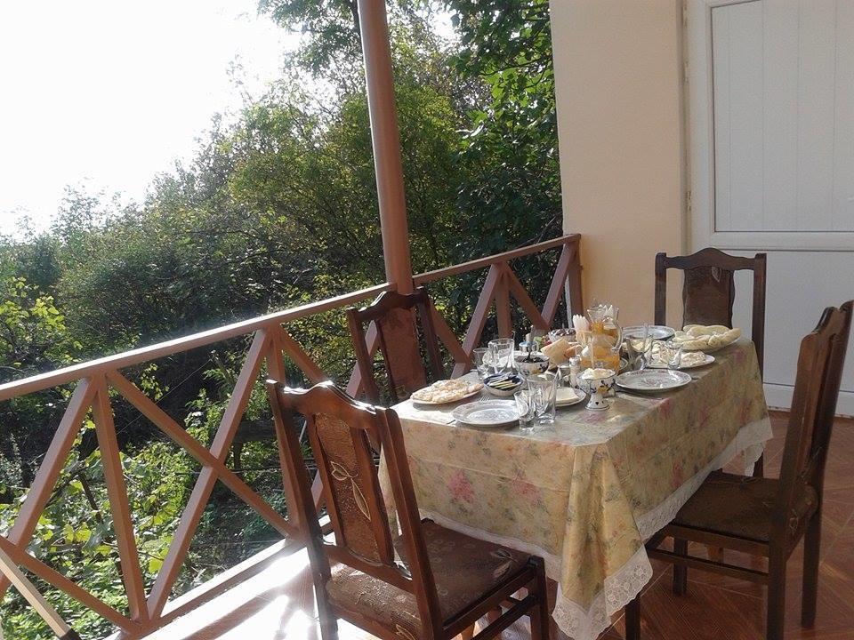 Guest House Kusika Sighnaghi Bagian luar foto